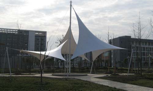 黑龍江張拉膜設(shè)計時要考慮哪些因素？