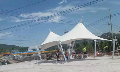 哈爾濱張拉膜結構的清理方法