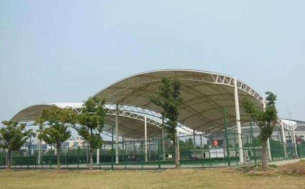 膜結(jié)構(gòu)門(mén)球場(chǎng)棚優(yōu)點(diǎn)