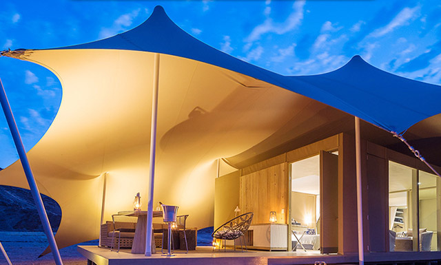 關(guān)于哈爾濱張拉膜結(jié)構(gòu)膜材料的破損修補