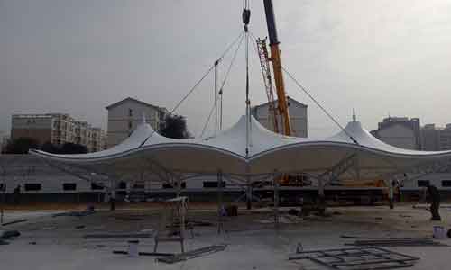 哈爾濱膜結(jié)構(gòu)的膜材在裁剪過程中有哪些注意事項(xiàng)？